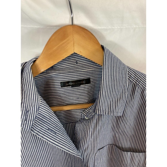 Banana Republic Crop Boxy Fit Button Down Striped Shirt Size XS - Picture 3 of 6